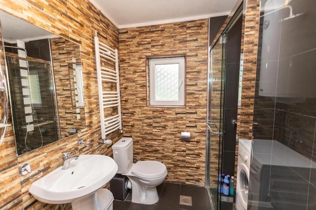 Family Spa Apartments Sunny&Shiny Savnik Quarto foto